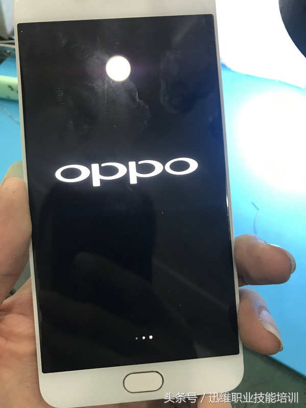 oppor9tm是什么型号手机（oppor9tm配置参数详情）  第6张